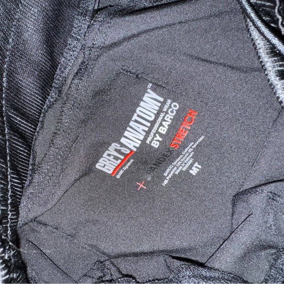 Scrub bottoms - Picture 2 of 2